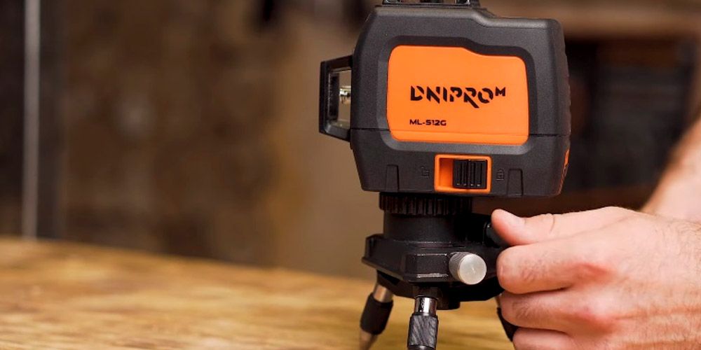 Guide d'achat : comment choisir un niveau laser adapté à votre budget